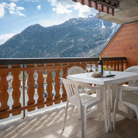 Reze 6 By Interhome شقة اوفروناز