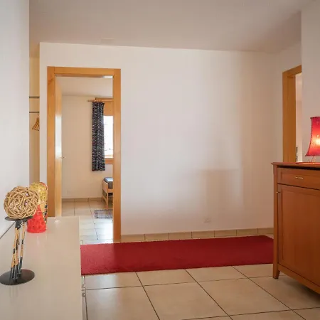 Reze 6 By Interhome شقة *